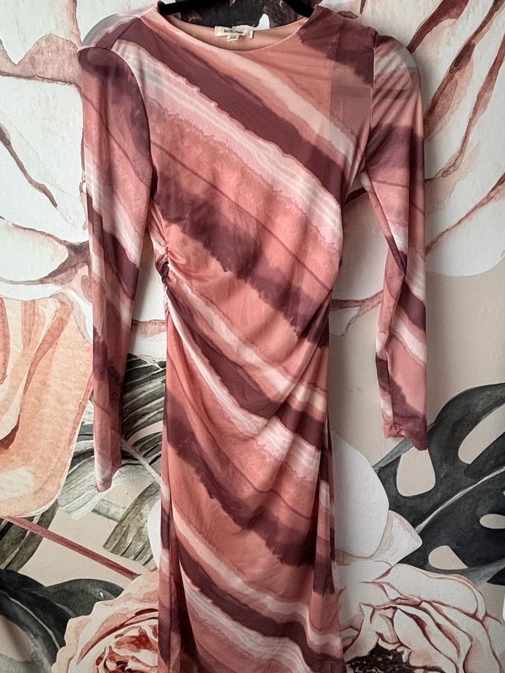 Long-Sleeve Pink Marble Ruched Midi Dress